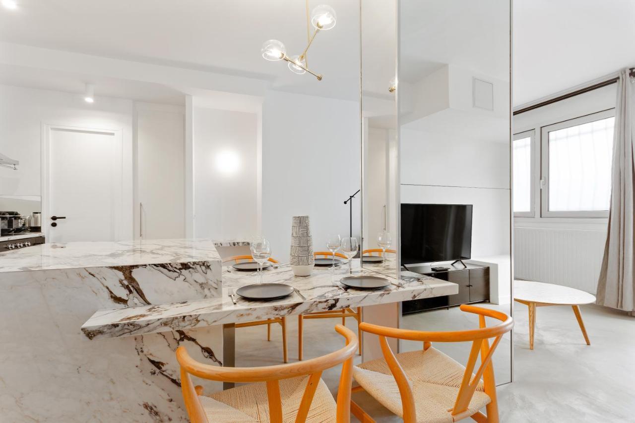 Apartment Grenelle Champs De Mars